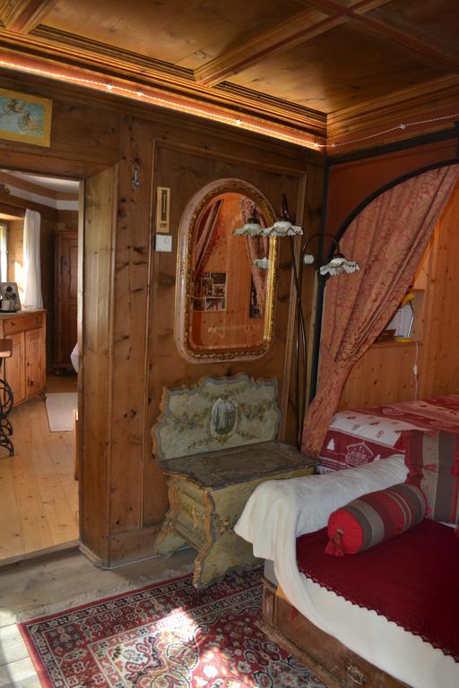 B&B La Tana Dell'Orso - Die Baerenhoehle Castello-Molina di Fiemme Oda fotoğraf