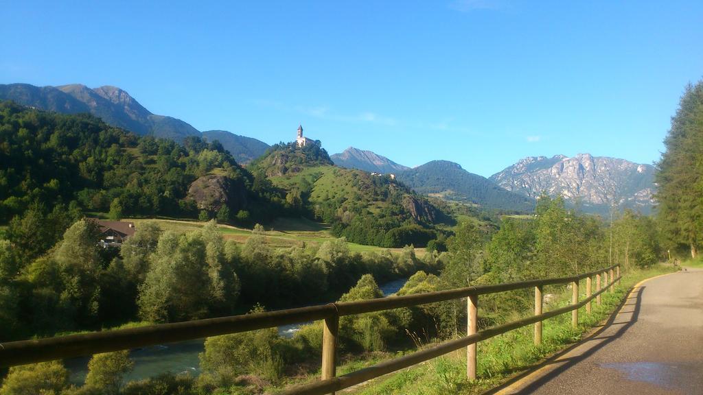 B&B La Tana Dell'Orso - Die Baerenhoehle Castello-Molina di Fiemme Dış mekan fotoğraf