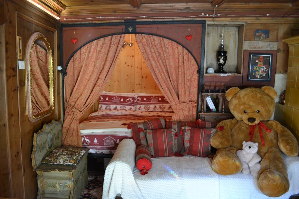 B&B La Tana Dell'Orso - Die Baerenhoehle Castello-Molina di Fiemme Dış mekan fotoğraf