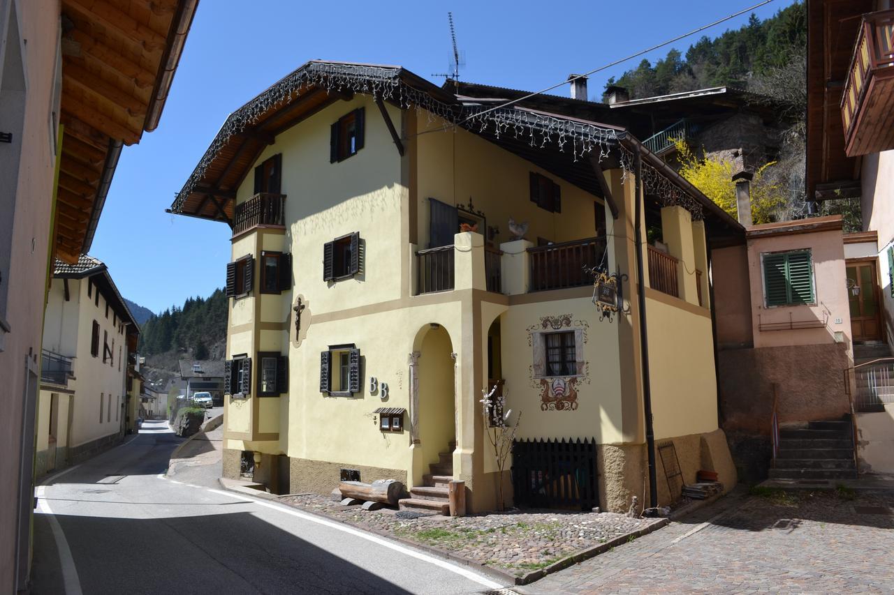 B&B La Tana Dell'Orso - Die Baerenhoehle Castello-Molina di Fiemme Dış mekan fotoğraf